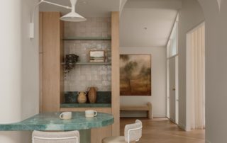 Hampton Residence – Curved Zone Sculptural marble countertop featuring cylindrical base and curved edge showcasing joinery craftsmanship.